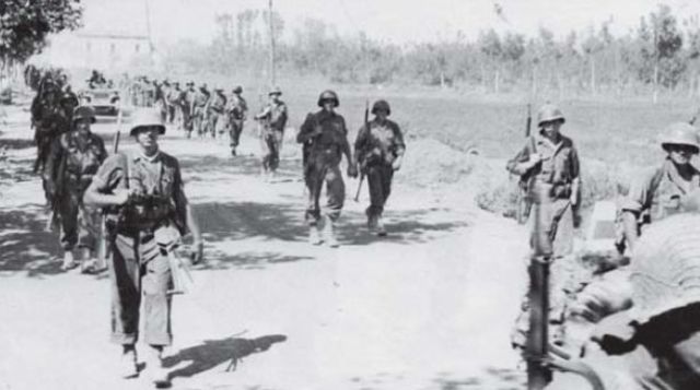 Infantería de la 3ª División de Infantería de EE.UU. al norte de Battipaglia en persecución del enemigo