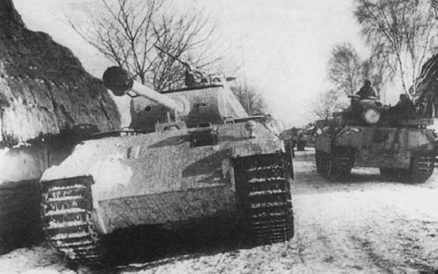 Carros Panther en la región de Zhitomir, Ucrania. Invierno de 1944