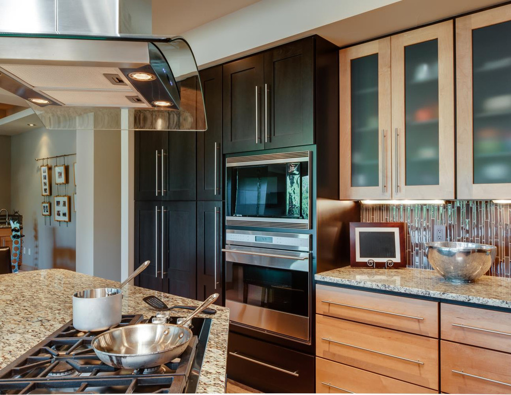Custom Kitchen Cabinets Des Moines projects