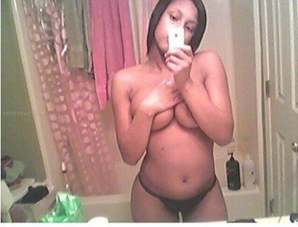 Naked amateur redneck girl The twerk team nude