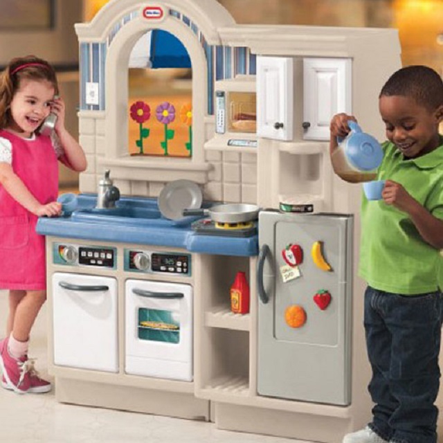 Bộ đồ chơi nhà bếp cỡ lớn là món quà tuyệt vời cho các bé yêu thích nấu ăn. Sản phẩm được thiết kế chân thực với nhiều chi tiết, giúp bé phát triển kỹ năng và tăng tính sáng tạo của mình.