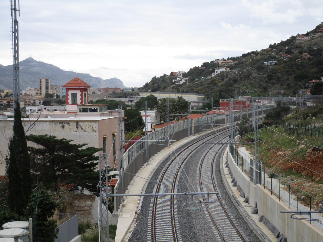 PALERMO | Public Transport - SkyscraperCity