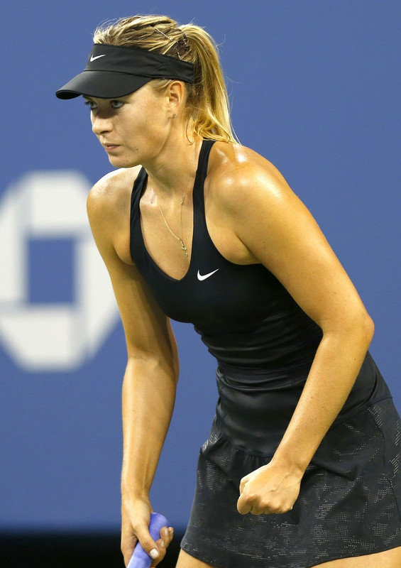 fashion-2014-08-maria-sharapova-nike-black-dress-us-open-2014-ma.jpg