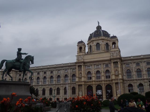 Viena:de Karsplatz hasta el Museumquartier pasando por la Opera, Hofburg y más. - Viena - Bratislava - Praga (31)