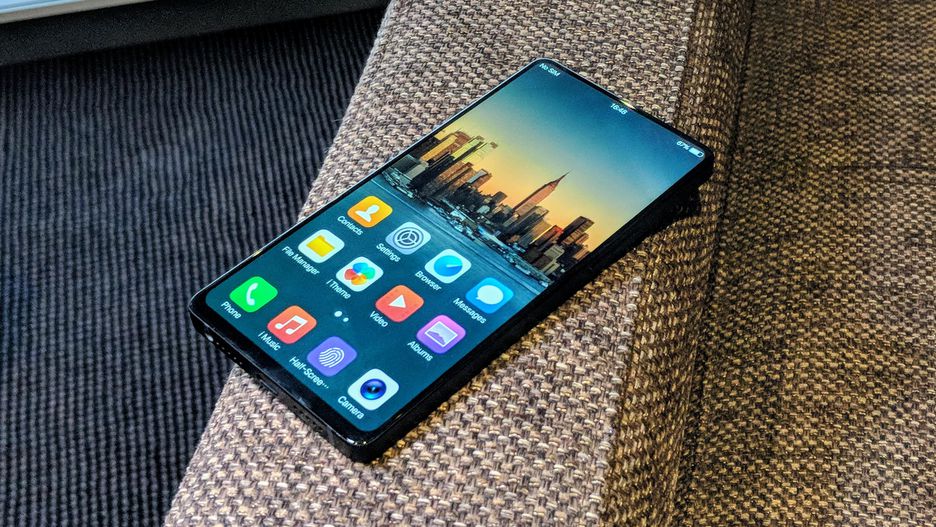 Chiếc smartphone Vivo NEX  không tai thỏ, màn hình chiếm trọn mặt trước đầu tiên trên thế giới đã về Việt Nam