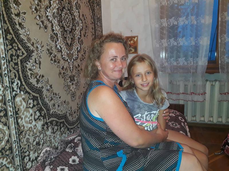 Семья, сбежавшая в Харьков из зоны загрязнения: Всем говорили, что это – ОРВИ (фото, видео)